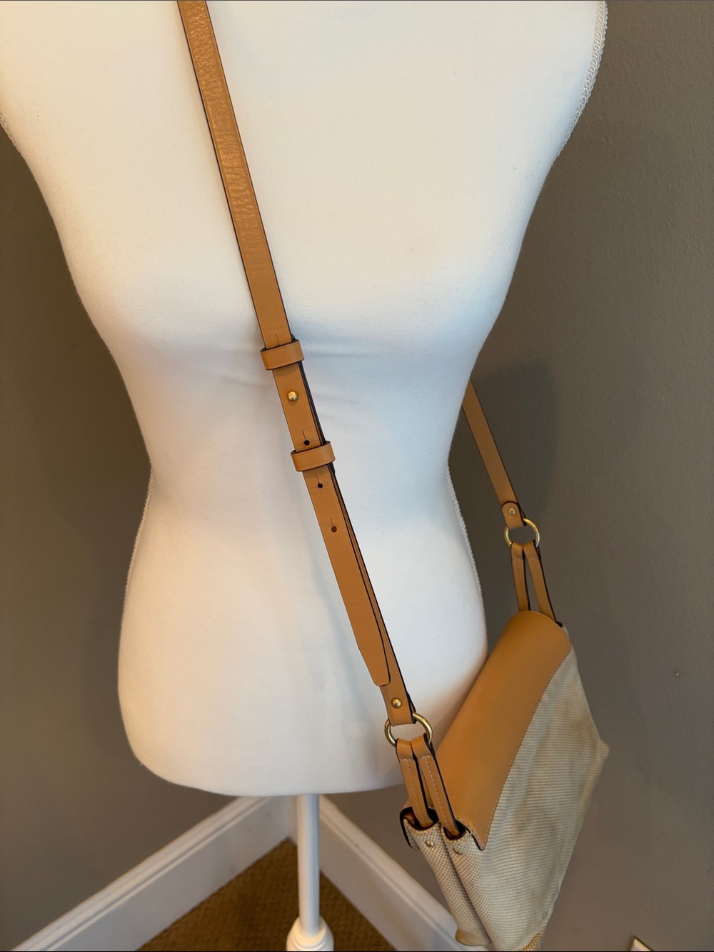 Tory Burch Tan Leather-Trim Crossbody with Signature Medallion - Picture 4 of 4